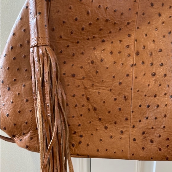 G.I.L.I. Tan Bag with Ostrich Texture - Picture 2 of 9